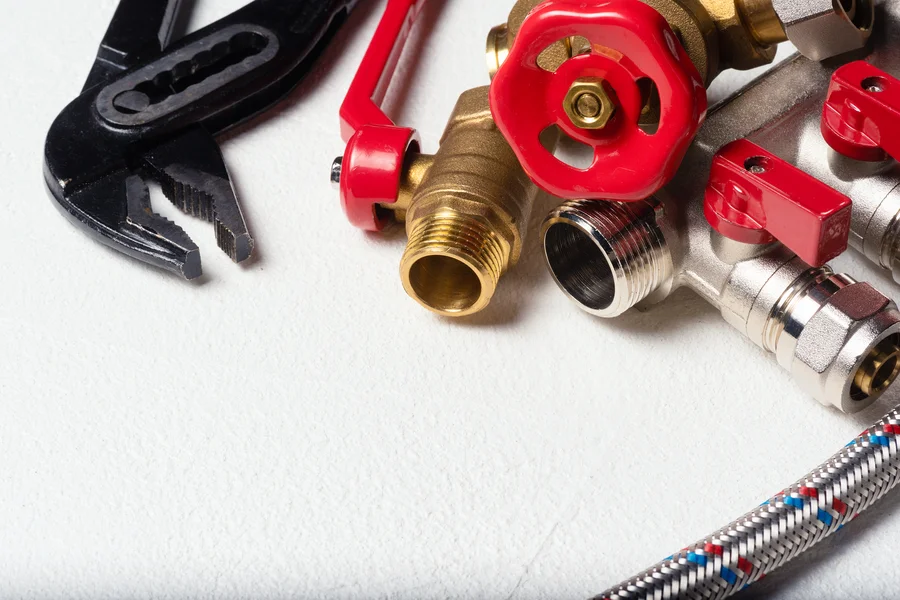 How Handymen Fix Common Plumbing Problems In Your Home in Hampton, VA